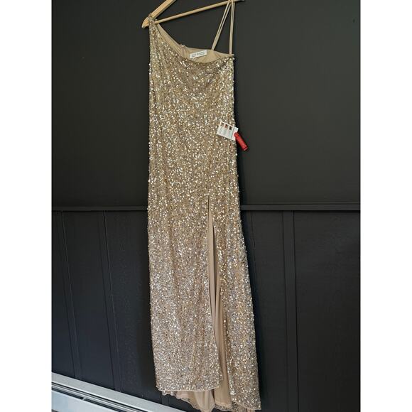 Mac Duggal Sequin One Shoulder Gown With Embellishments 10729 NEW Size 10 - Picture 15 of 16